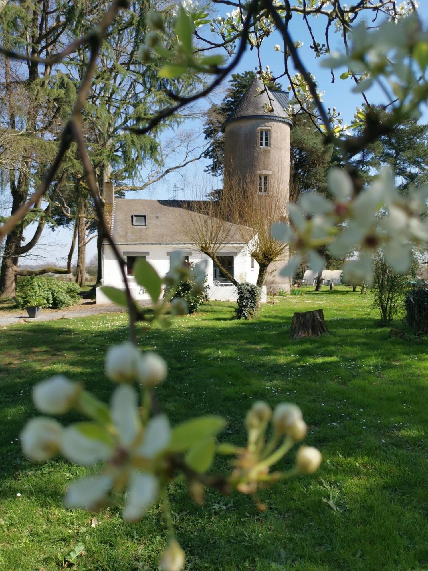 Le Moulin De La Retardiere Orvault Exterior photo